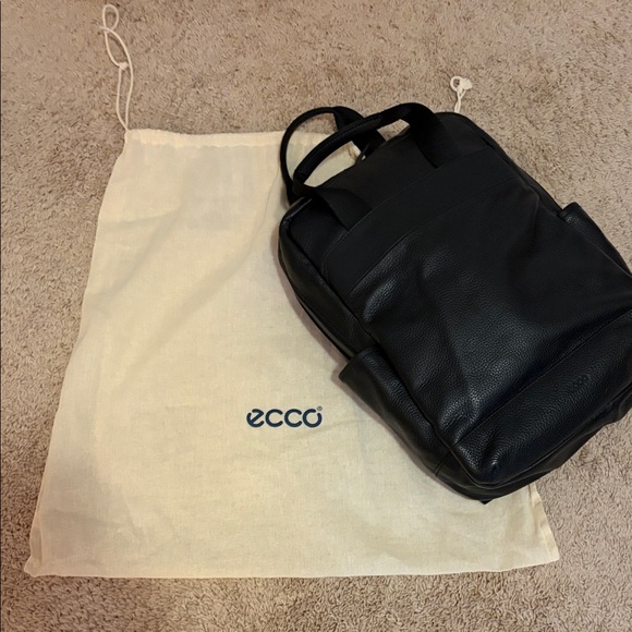 ECCO Unisex Black Leather Backpack